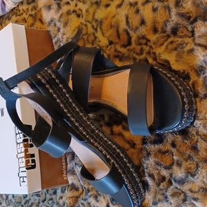 black tacked platform Sandle